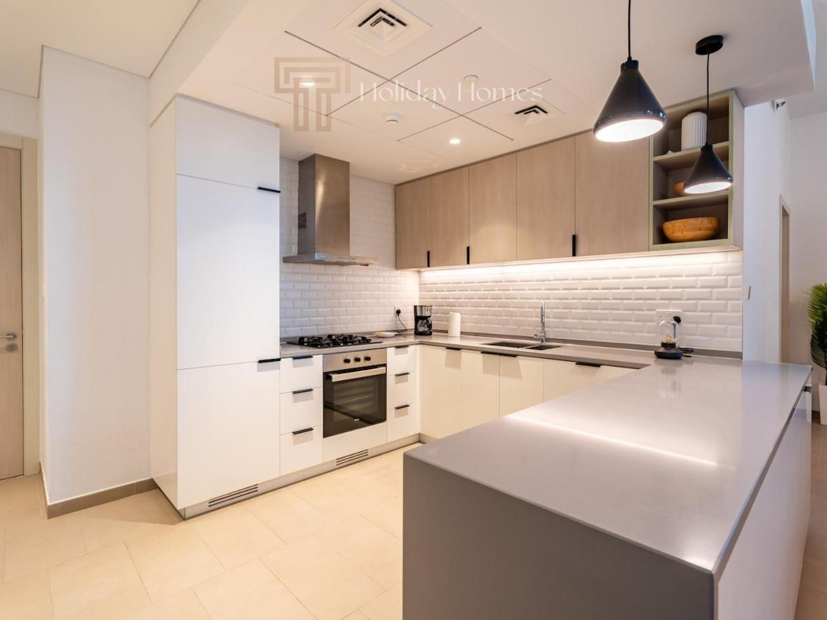 Fully Furnished Elegant 2 Bedroom Apartment-jvc