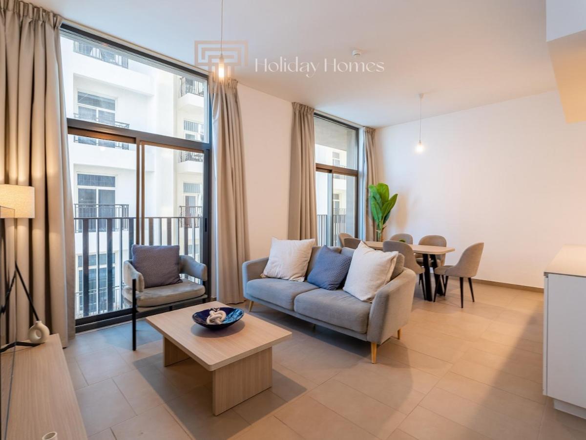 Fully Furnished Elegant 2 Bedroom Apartment-jvc *